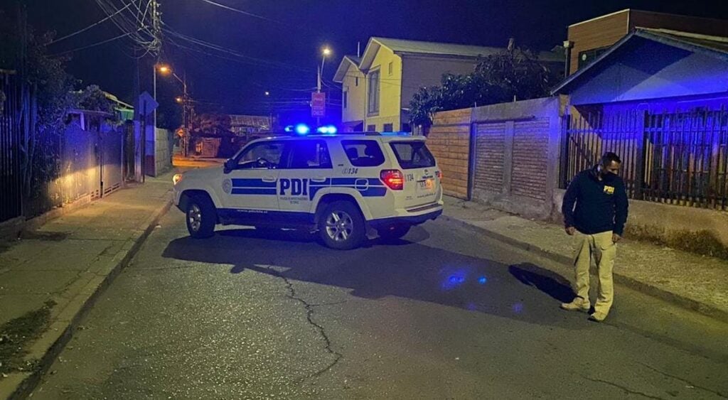 PDI investiga muerte de lactante de dos meses al interior de un domicilio en Sarmiento