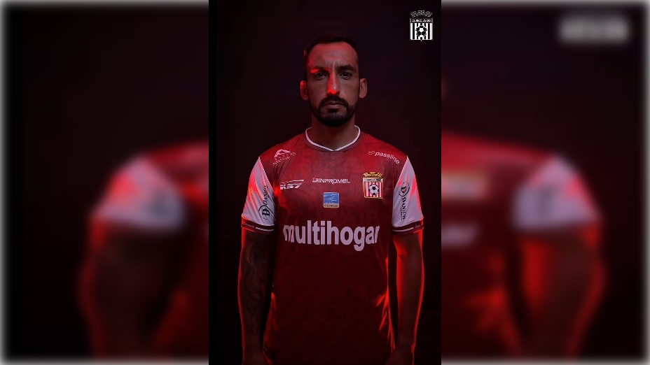 Vídeo: Curicó Unido rinde homenaje a su tierra con el lanzamiento de una nueva camiseta y vino