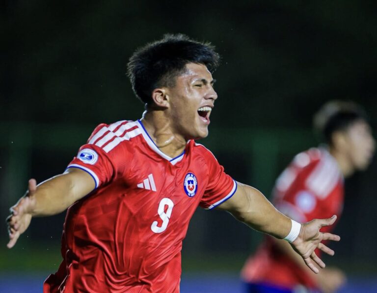Con gol de oro del curicano Amaro Pérez: La Roja Sub 17 derrota a Paraguay y sigue soñando con el Mundial