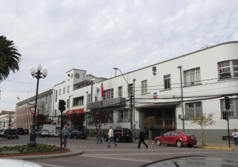 Concejo Municipal de Curicó aprueba adjudicación de auditoría externa a la empresa Surlatina por casi $19 millones