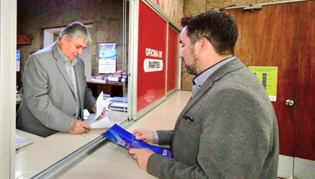 Concejal pide catastro de estacionamientos para personas con discapacidad en Talca
