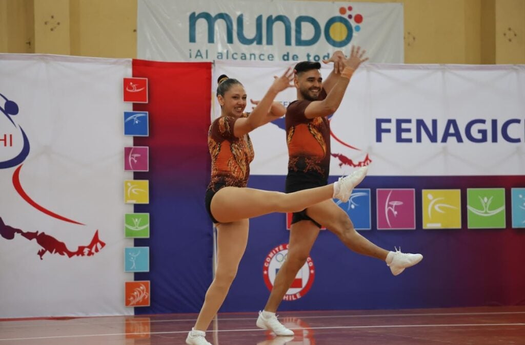 Más de 200 deportistas dieron vida al torneo de gimnasia "Gymnastics Kaif" en la ciudad de Curicó