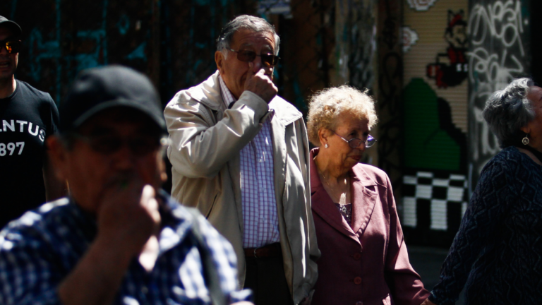"La plata no está de sobra": Curicanos expresan su molestia ante inminente alza en pasajes de colectivos