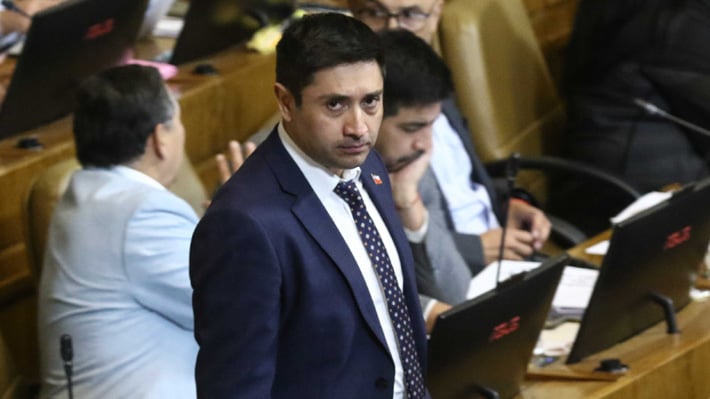 Juzgado posterga formalización contra senador Calisto por fraude al fisco