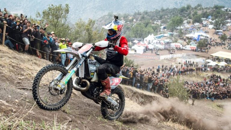 Benjamín Herrera extiende su racha dominando el Nacional de Enduro