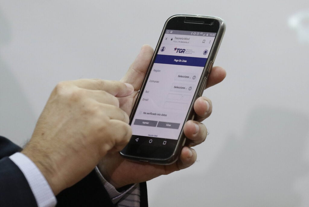 Tesorería inicia cobro a deudores del Crédito CAE primer grupo debe pagar