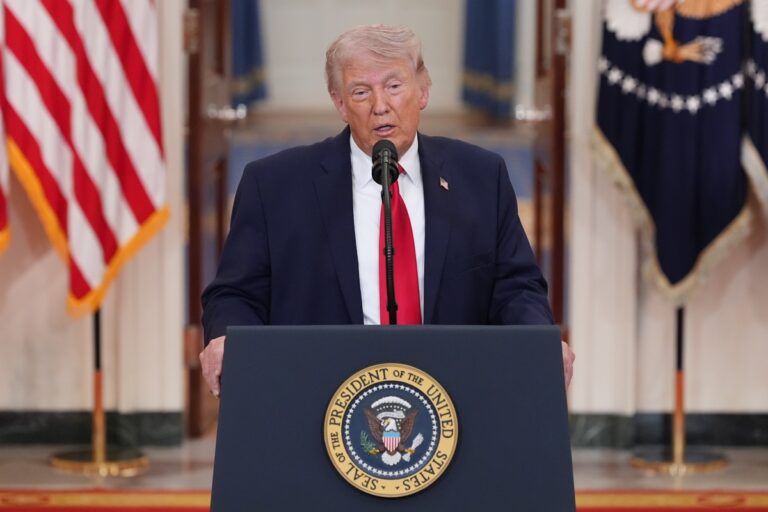 Trump da 48 horas a Irán para acuerdo sobre Ormuz o EE.UU. desatará el "infierno"