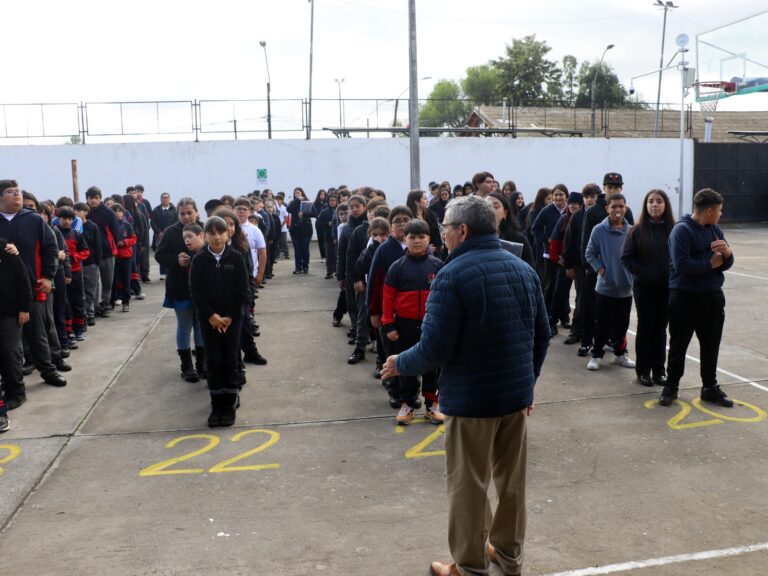 33 establecimientos educacionales participaron en el "Simulacro Regional de Sismo" en Molina
