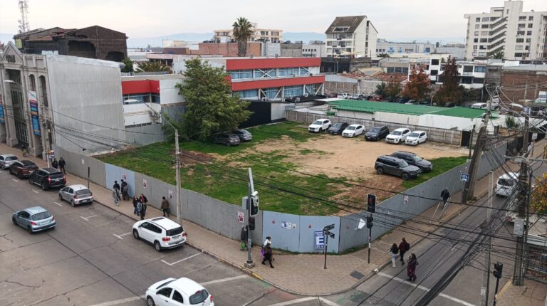 Director de Obras detalla cómo será la reconstrucción del Banco BCI en la Plaza de Armas de Curicó