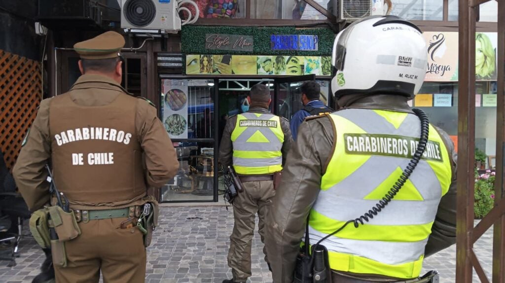 Megaoperativo policial en Curicó: más de 70 detenidos y decomiso de drogas en fiscalización conjunta