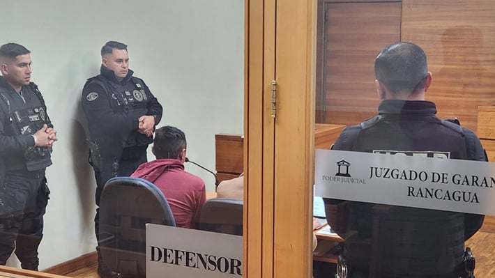 Excarabinero en prisión preventiva tras choque ebrio y posterior denuncia de robo de vehículo