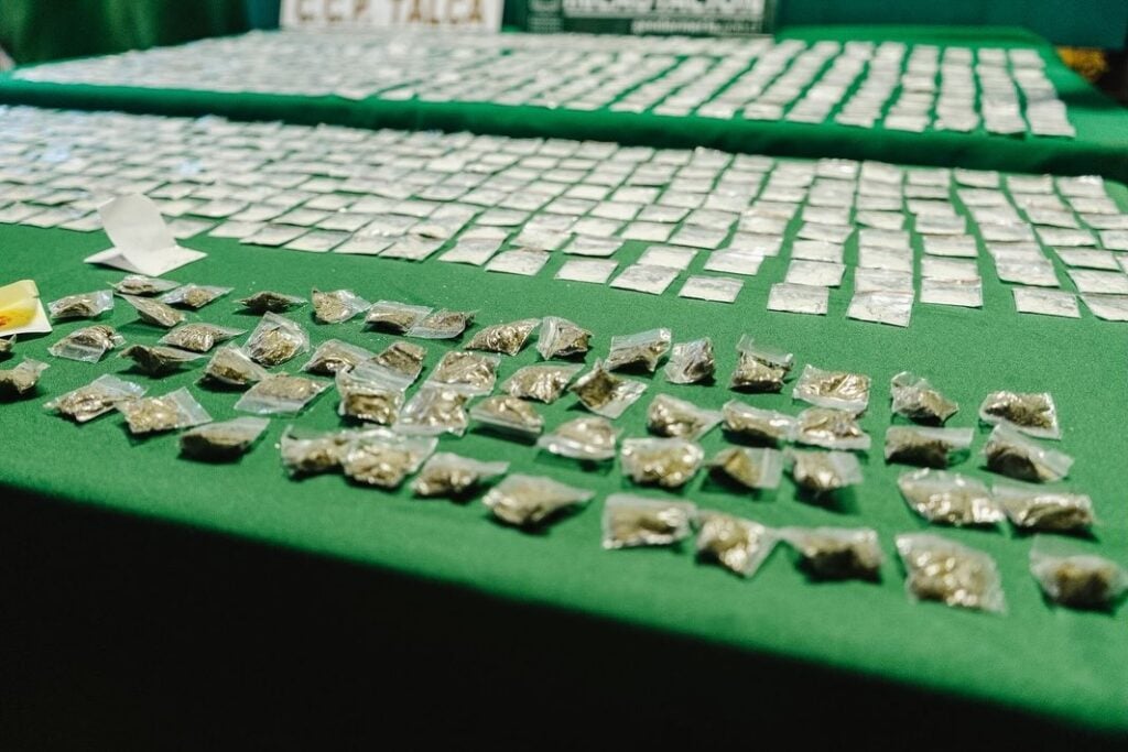 Incautan más de 800 dosis de drogas en la cárcel de Talca