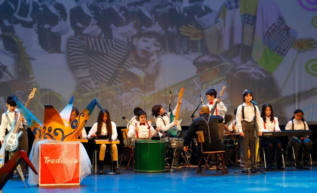 Colegio de Arte y Cultura San Antonio de Curicó celebró su aniversario número 292