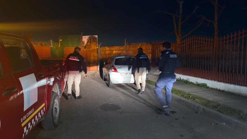 Operativo policial permite recuperar vehículo robado tras portonazo en Curicó