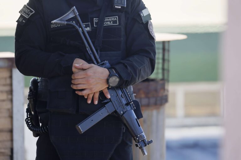 Gendarmería frustra intento de fuga de dos internos desde la cárcel de Talca