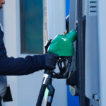 Vuelven a subir los combustibles en Chile: Bencinas aumentan casi $33 por litro