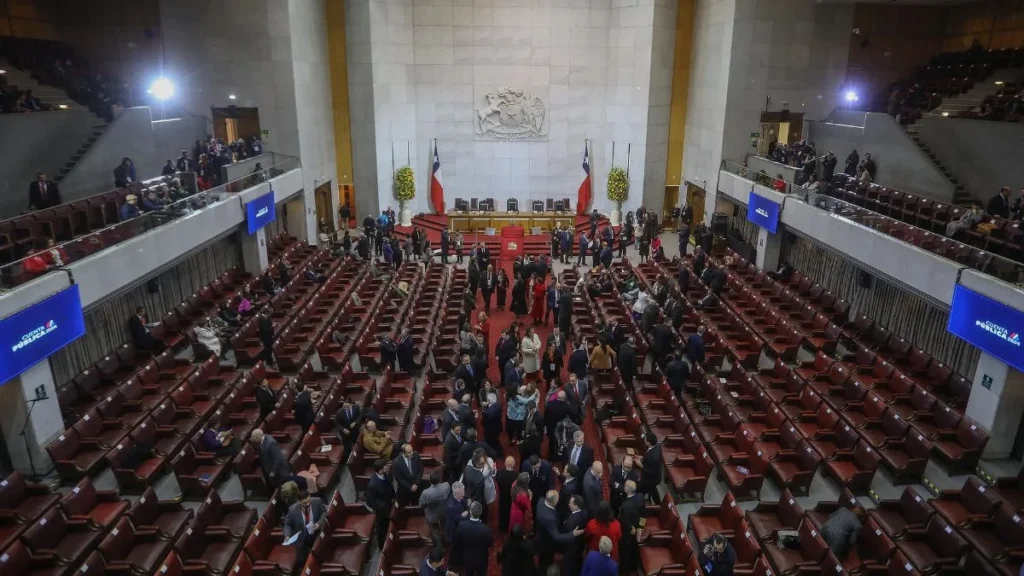 Gobierno acelera trámite de Bono de $30.000 por Hijo con suma urgencia en el Congreso