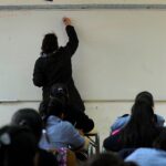 Seremi de Educación aborda avances en infraestructura y desafíos del SAE en la región del Maule