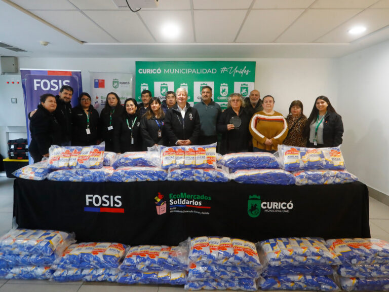 Sindicato N° 10 de comerciantes ambulantes de calle Peña donó 600 kilos de azúcar para EcoMercado Solidario