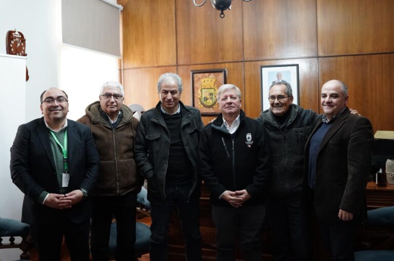 Alcalde de Curicó y presidente del Colegio de Profesores de Chile llaman a revisar el modelo SLEP