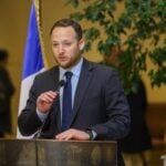 Diputado Guzmán propone adelantar tarifa rebajada para personas mayores en eventos culturales del Maule