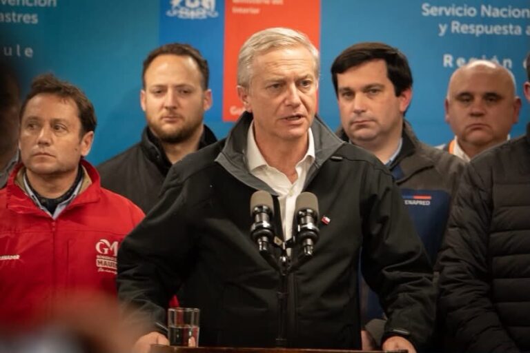 Presidente Kast supervisa efectos del sistema frontal en Maule