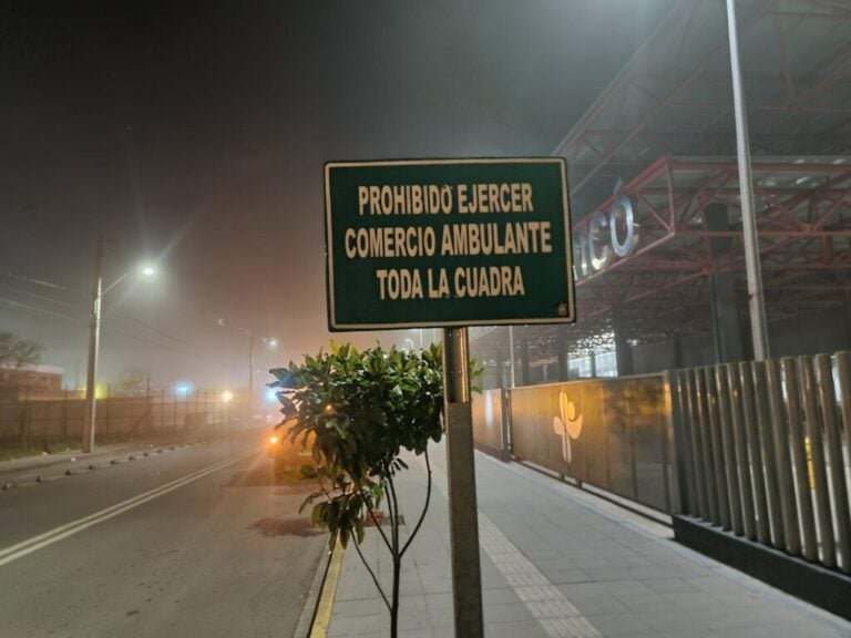 Definitivo y sin vuelta atrás: Municipalidad no autorizará instalación de ambulantes alrededor del Hospital de Curicó