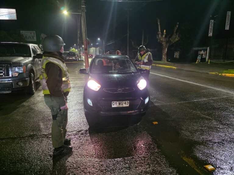 Ronda preventiva en Molina: Carabineros detiene a cuatro sujetos y realiza más de 120 controles