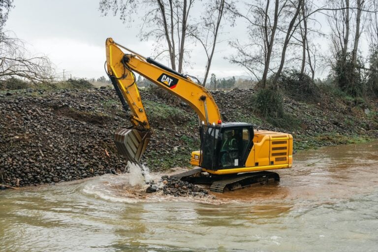 Inspeccionan obras en estero Chequenlemillo para mitigar riesgo de inundaciones en Curicó