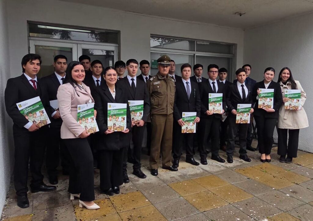 19 jóvenes de la provincia de Curicó ingresarán a la Escuela de Formación de Carabineros