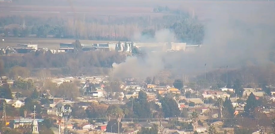 Toma Dragones Sur: Incendio deja cuatro viviendas destruidas y familias damnificadas
