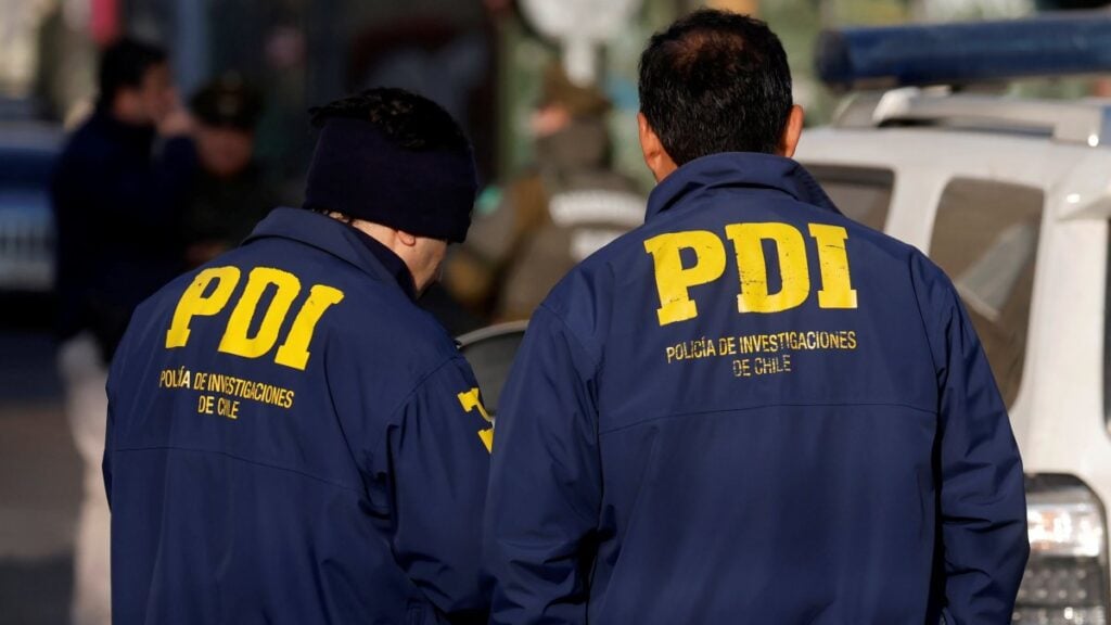 Golpe al tráfico de armas: Incautan subametralladora y pistolas en La Florida