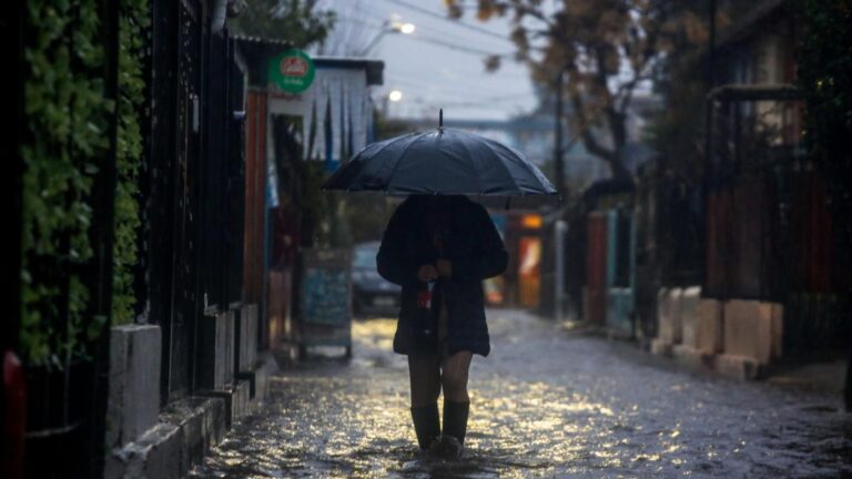 Sistema frontal en el Maule: Armerillo supera los 316 mm de lluvia y se mantiene la Alerta Roja en Cauquenes y Parral
