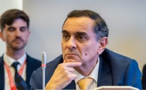 Traspié oficialista obliga al Gobierno a aplazar votación de la Megarreforma hasta agosto