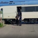 Trágico accidente en Curicó: Tren de pasajeros arrolla a adulto mayor en cruce de Avenida Camilo Henríquez