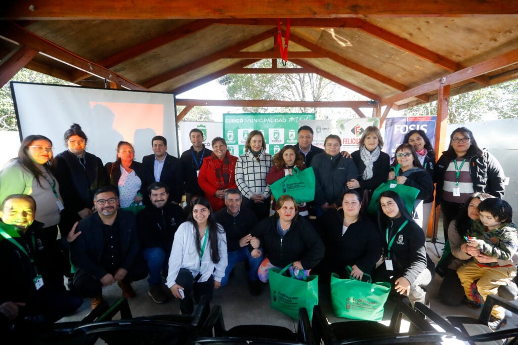 Ecomercado Solidario de Curicó sumó a 20 familias de Sarmiento a sus casi 500 beneficiados