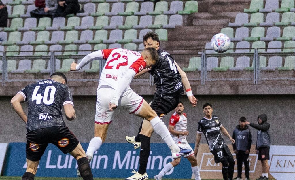 Todo mal para Curicó Unido: Cae por goleada ante Deportes Copiapó