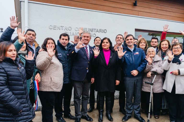 Gobierno inaugura nuevo Centro Comunitario que beneficiará a más de 800 vecinos de Romeral