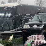 Colisión múltiple involucra a bus de pasajeros y vehículos menores en la Ruta 5 Sur
