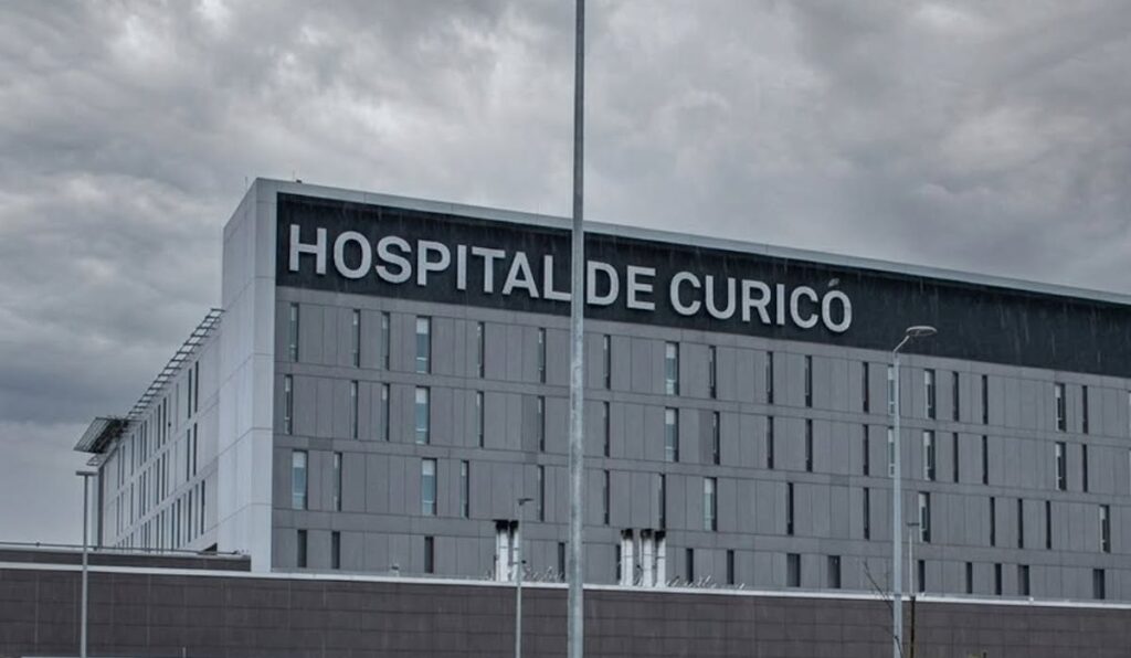 Municipio de Molina actualiza horarios del transporte gratuito hacia el Hospital de Curicó