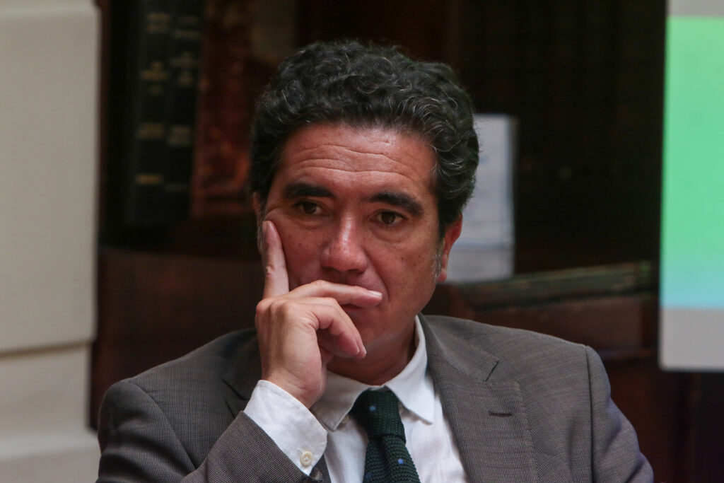 Ignacio Briones advierte sobre el desempleo: "No cabe duda de que estamos en una emergencia"