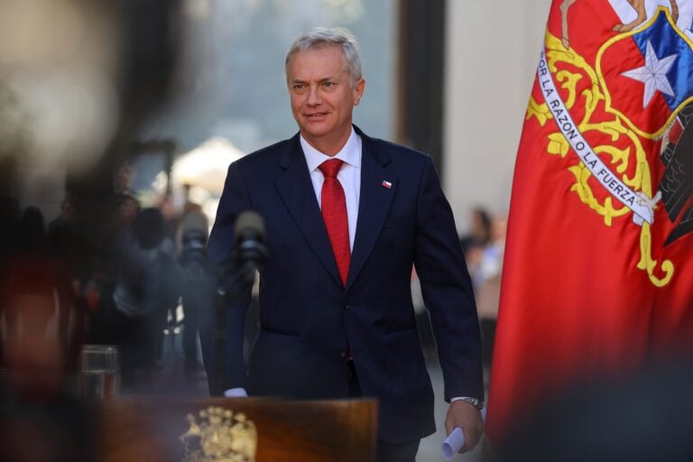 Presidente Kast reafirma soberanía chilena sobre Estrecho de Magallanes