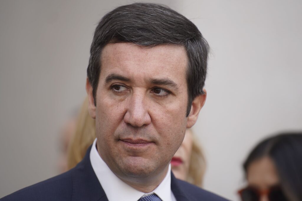 UDI cuestiona reformas constitucionales de seguridad y genera debate en el oficialismo