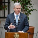 Gobierno evalúa urgencia a la reforma constitucional: Presidente Kast defiende la iniciativa ante críticas