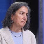 “No hay evidencia científica que la mujer vaya a cambiar de opinión”: Ministra de Salud cuestiona proyecto "Escucha su corazón"