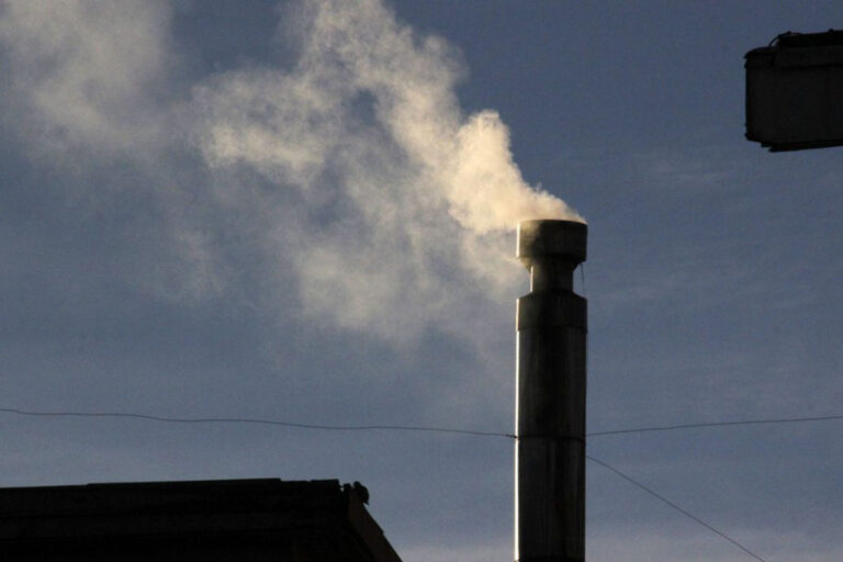 Curicó y Romeral estarán bajo Alerta Ambiental este lunes 24 de agosto