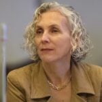 "No hay un número, hay una historia": Diputada Castillo exige acelerar la regularización de terrenos