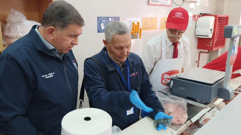 Autoridades intensifican fiscalizaciones a carnicerías en Curicó previo a Fiestas Patrias
