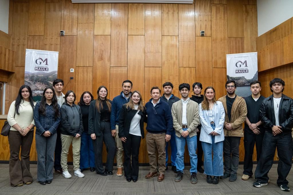 GORE Maule se reúne con estudiantes de educación superior