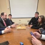 Gobierno busca revivir proyecto de Sala Cuna Universal e inicia negociaciones con el PDG